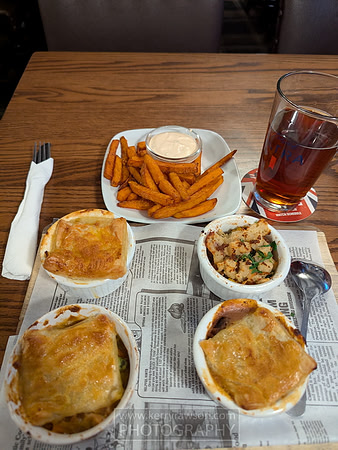 Time for a pie sampler to end the Seattle sightseeing day, on to the cruise next...