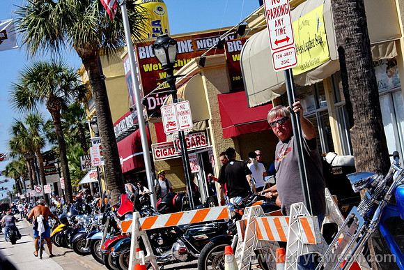Main street madness