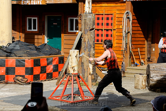 Upright log chop (I think)