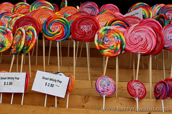 Oooh lollies too