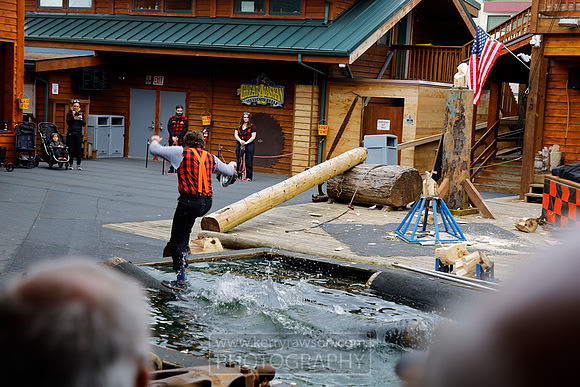 Log racing