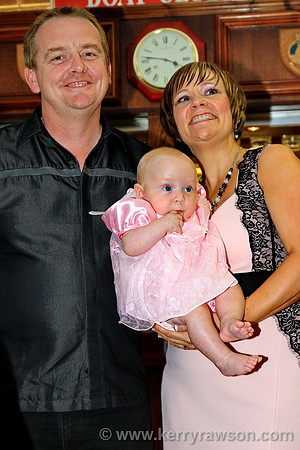 Siblings Ian & Lisa with the next generation