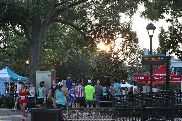 Crowds were gathering