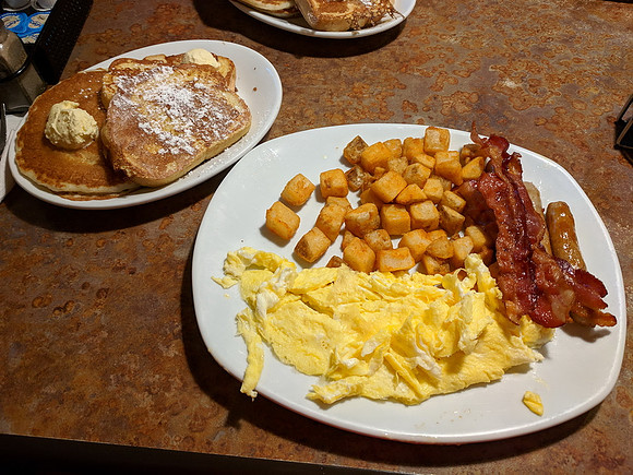 Now to the important bit, the perkins breakfast with Fred