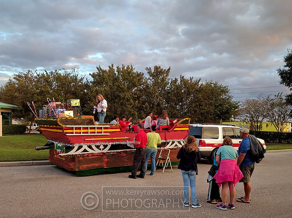 The Elves were on strike too so we all got on board to help Santa collect presents for boys & girls